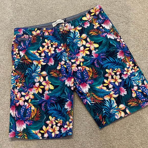 hudson & barrow Shorts Men Tropical Shorts Poshmark